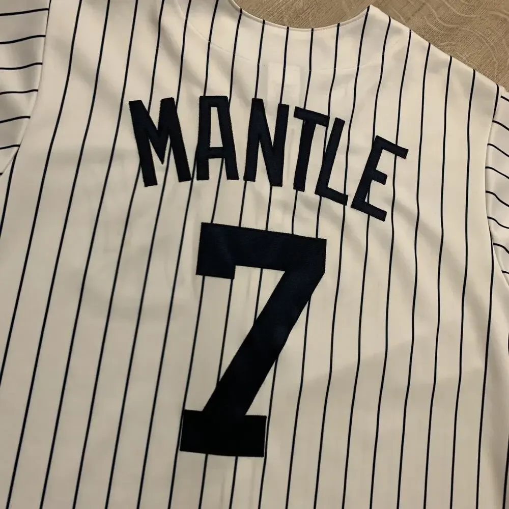MLB New York Yankees #7 Mickey Mantle Majestic Cooperstown Collection Jersey M - Picture 5 of 7